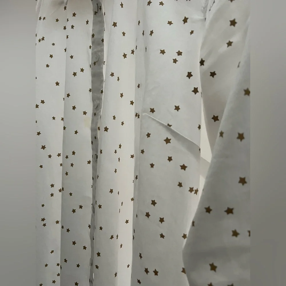 Talbots mini stars button down long sleeve shirt. Worn once!! Size M - Picture 3 of 10